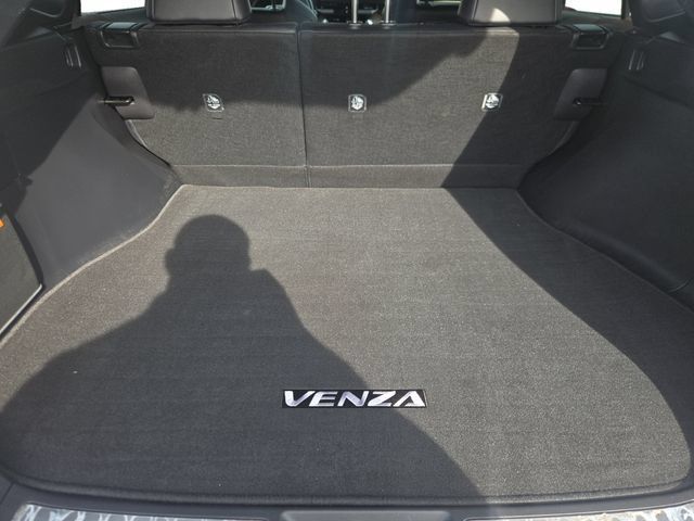 Certified 2021 Toyota Venza XLE w/ Softex Package AWD/4WD image 13