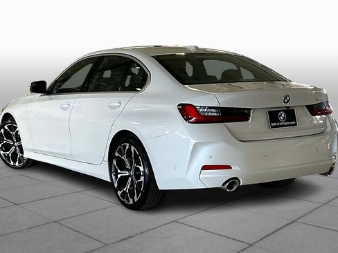 Used 2025 BMW 330i 330i w/ Parking Assistance Package image 12