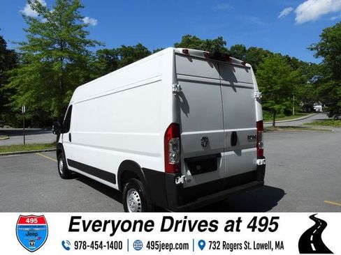 Used 2026 RAM ProMaster 2500 w/ Convenience Group FWD image 3