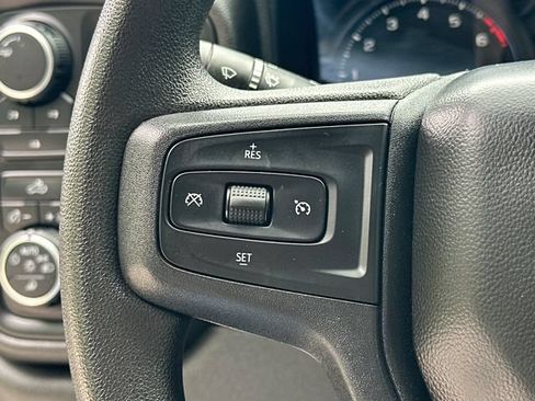 Certified 2022 Chevrolet Silverado 2500 Custom w/ Custom Value Package AWD/4WD image 30