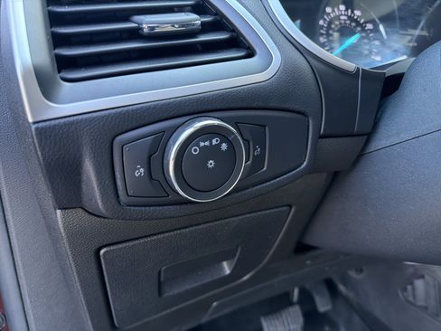 Used 2015 Ford Edge SEL w/ Equipment Group 201A image 31