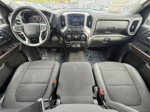 Used 2021 Chevrolet Silverado 2500 LT w/ Midnight Edition AWD/4WD image 15