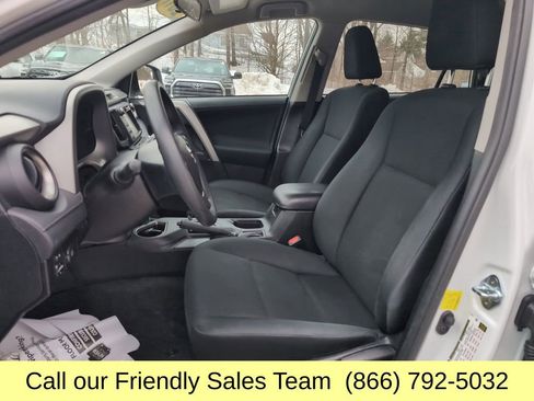 Used 2017 Toyota RAV4 LE w/ Carpet Mat Package image 9