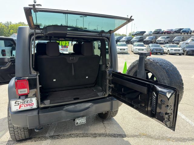 Used 2013 Jeep Wrangler Sport AWD/4WD image 14