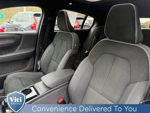 Certified 2023 Volvo C40 P8 Recharge Ultimate AWD/4WD image 18