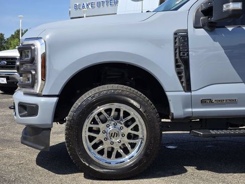 Used 2024 Ford F250 Lariat w/ Sport Appearance Package AWD/4WD image 9