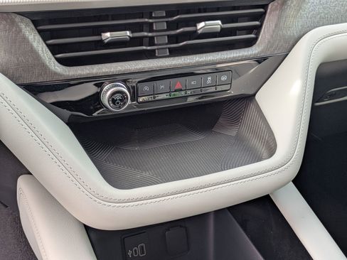 New 2026 Ford Explorer Platinum image 23