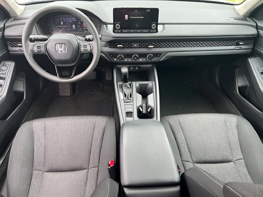 Used 2023 Honda Accord EX image 17