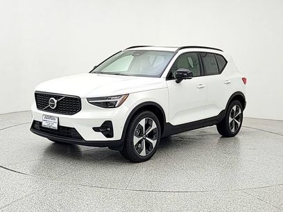 New 2026 Volvo XC40 B5 Plus w/ Protection Package Premier