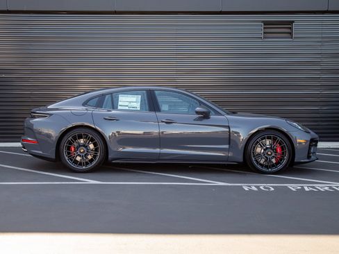 New 2026 Porsche Panamera GTS AWD/4WD image 8