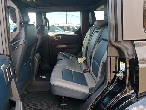 Used 2022 Ford Bronco Outer Banks AWD/4WD image 10