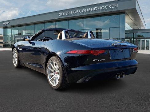 Used 2015 Jaguar F-TYPE Convertible RWD image 4