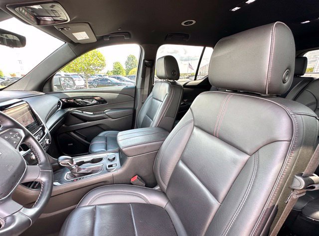 Used 2023 Chevrolet Traverse RS FWD image 26