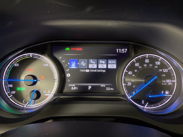 Used 2024 Toyota Venza XLE AWD/4WD image 19