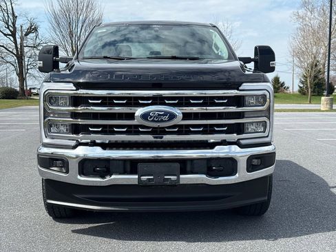 Used 2025 Ford F350 Lariat w/ Camper Package image 3