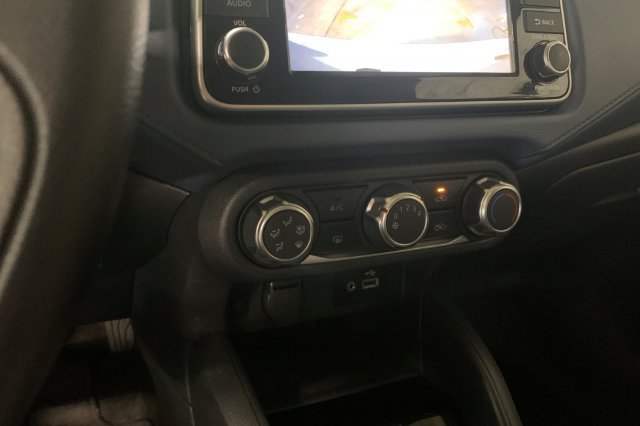 Certified 2025 Nissan Versa SV FWD image 22