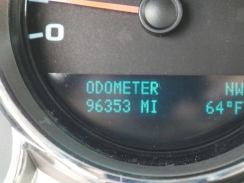 Used 2011 Chevrolet Silverado 1500 LT w/ All-Star Edition AWD/4WD image 16