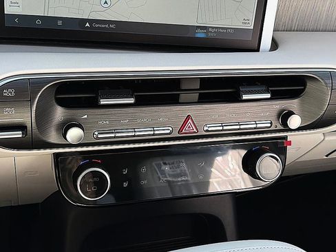 New 2026 Hyundai Palisade Calligraphy FWD image 12