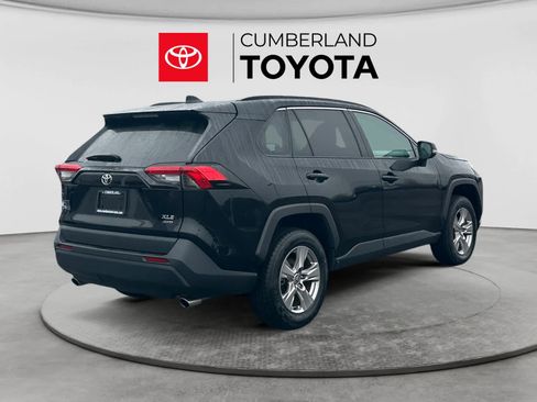 Used 2024 Toyota RAV4 XLE AWD/4WD image 5