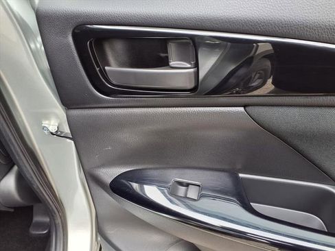 Used 2024 Mitsubishi Eclipse Cross LE AWD/4WD image 24