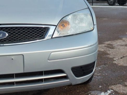 Used 2007 Ford Focus SE image 10