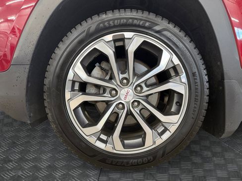 Used 2018 GMC Terrain SLT w/ Preferred Package AWD/4WD image 32
