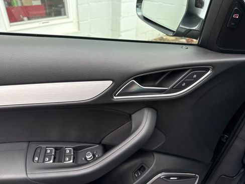 Used 2018 Audi Q3 2.0T Premium Plus w/ Premium Plus Package AWD/4WD image 21