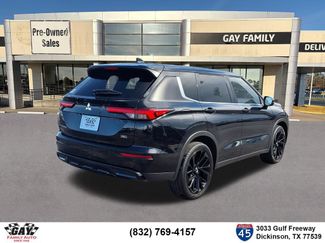 Used 2023 Mitsubishi Outlander SEL FWD video 2