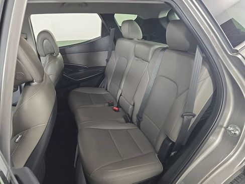 Used 2018 Hyundai Santa Fe Sport 2.0T FWD image 24