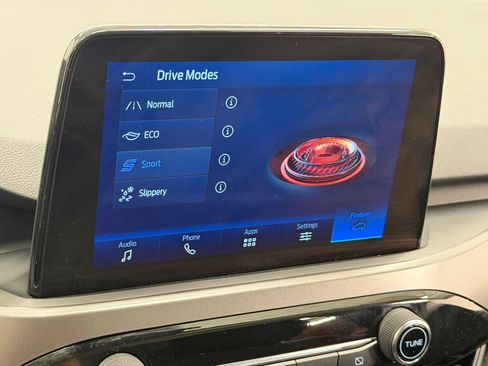 Used 2023 Ford Escape Active AWD/4WD image 31