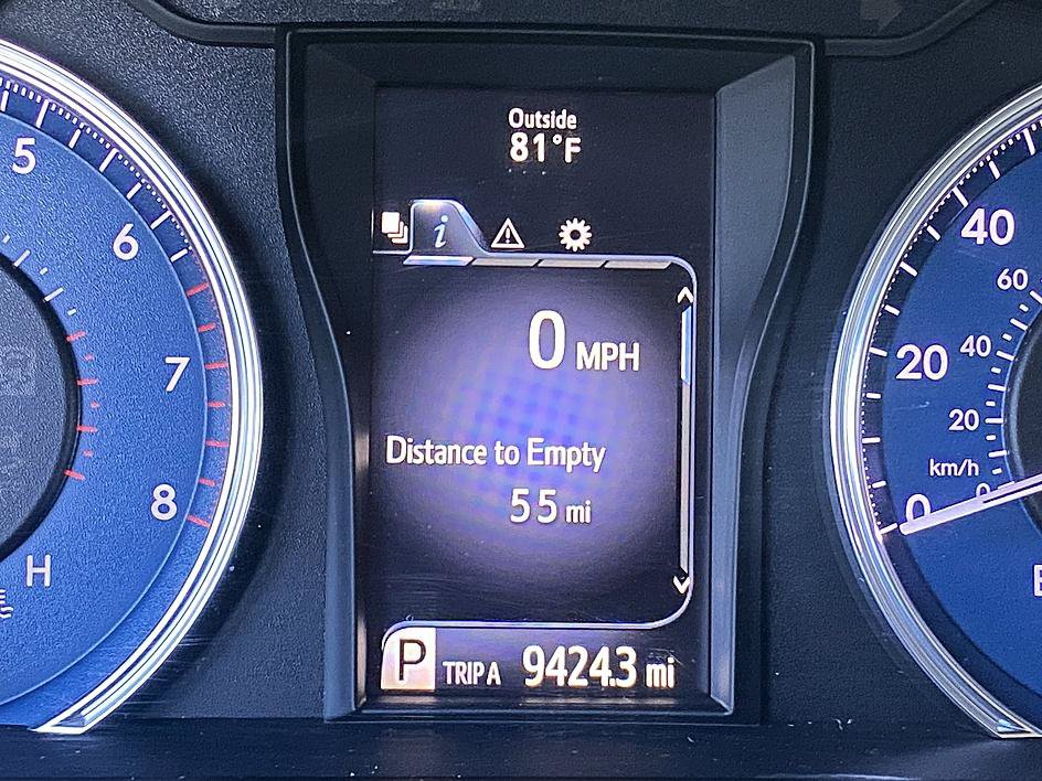 Used 2017 Toyota Camry LE FWD image 16