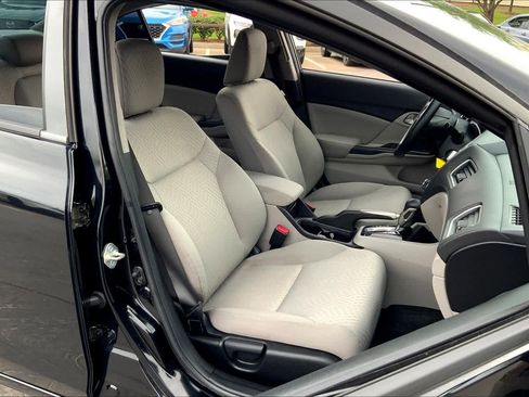 Used 2015 Honda Civic LX image 9