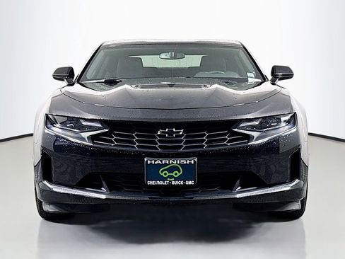 Certified 2021 Chevrolet Camaro LT w/ Technology Package image 2