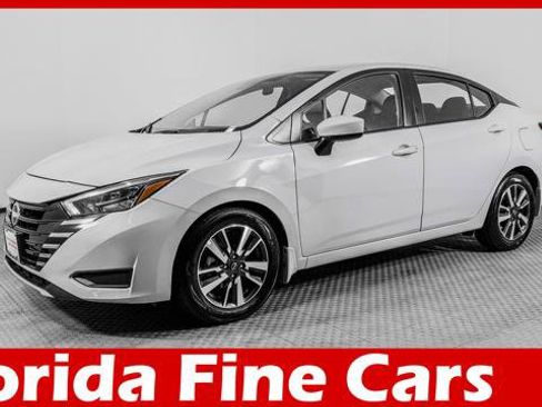 Used 2025 Nissan Versa SV w/ Trunk Package FWD image 1