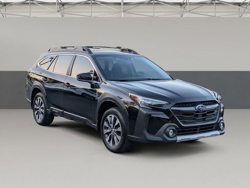 Used 2024 Subaru Outback Limited image 2