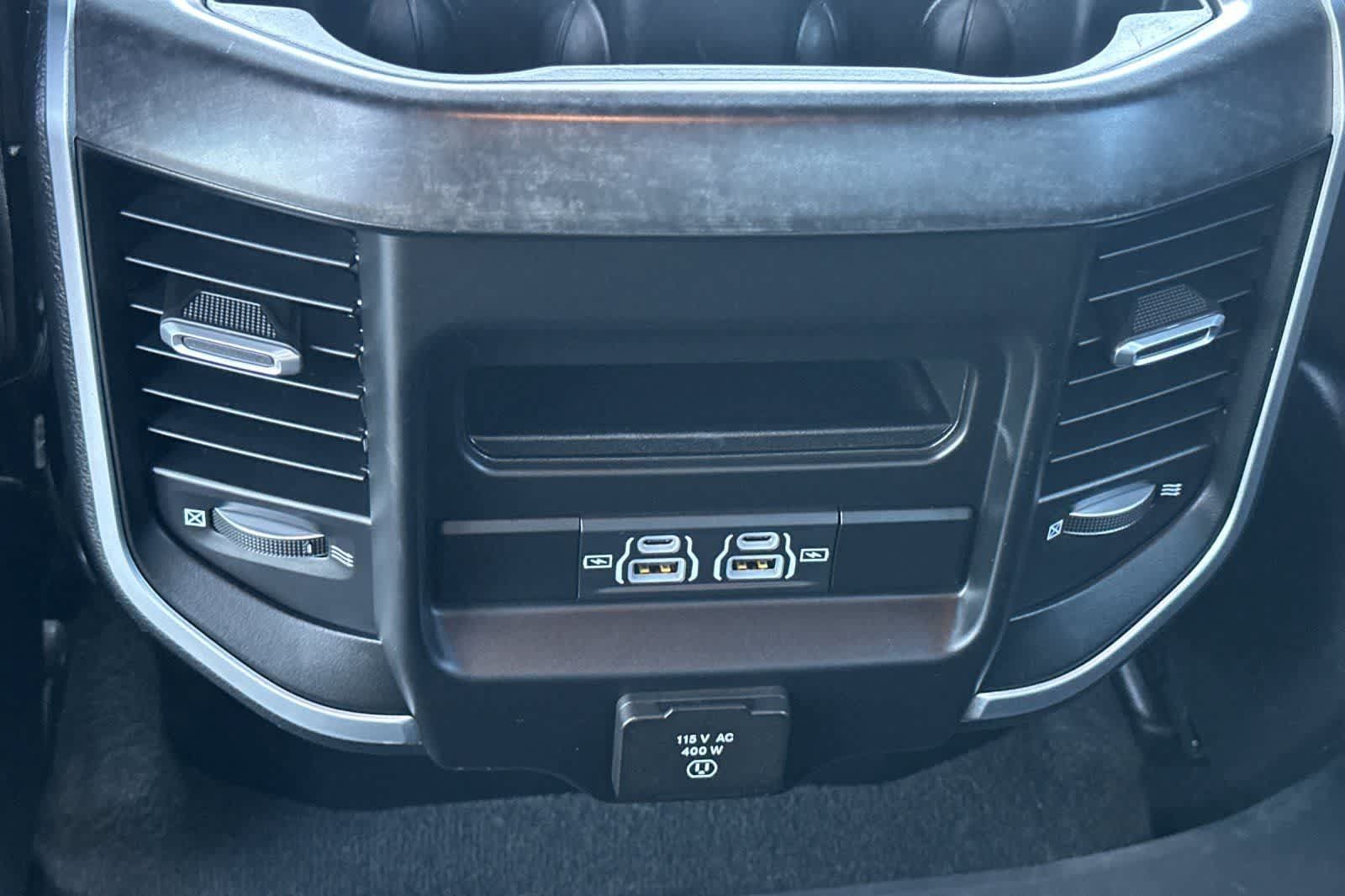 Used 2022 RAM 1500 Big Horn AWD/4WD image 15