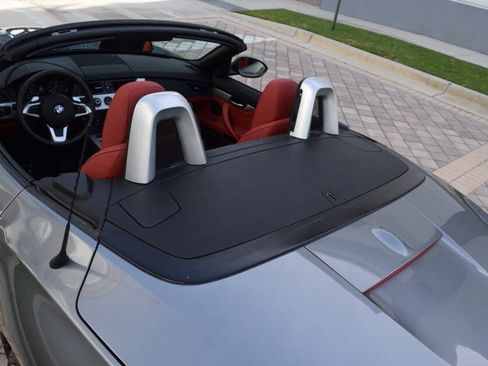 Used 2011 BMW Z4 sDrive35i RWD image 52