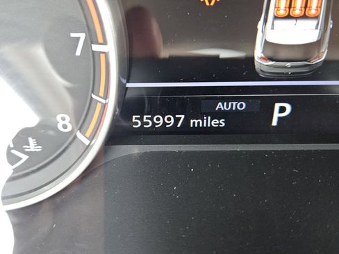 Used 2023 Nissan Rogue SV image 15