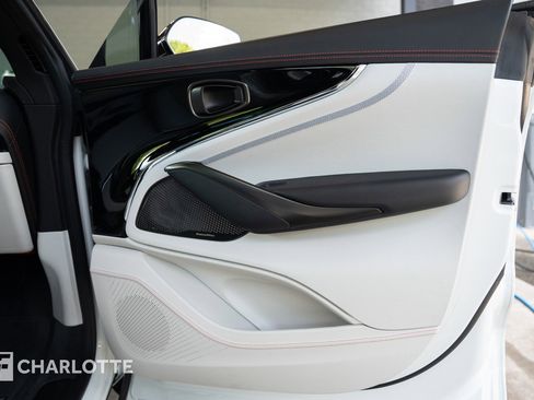 Used 2025 Aston Martin DBX 707 AWD/4WD image 28