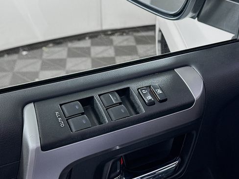 Used 2024 Toyota 4Runner SR5 image 15