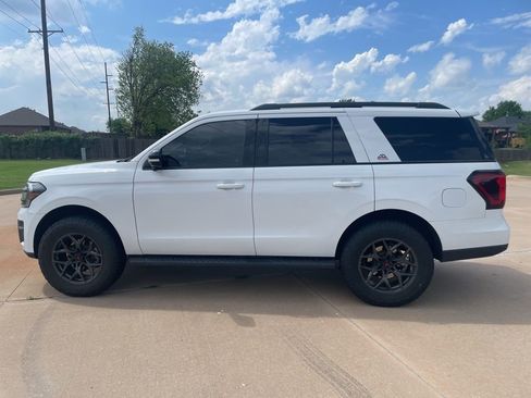 Used 2023 Ford Expedition Timberline image 8