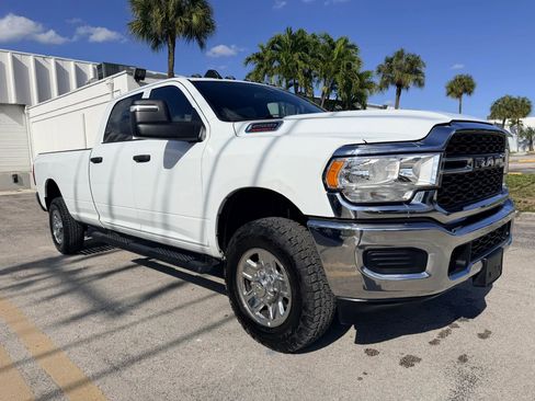 Used 2024 RAM 2500 Tradesman w/ Chrome Appearance Group image 1