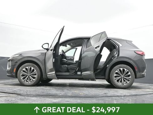 Used 2024 Buick Envision Preferred image 70