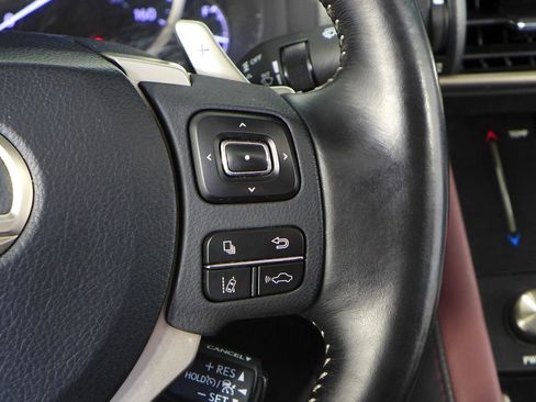 Used 2018 Lexus IS 300 RWD image 29