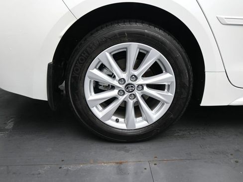 Used 2025 Toyota Corolla LE image 10