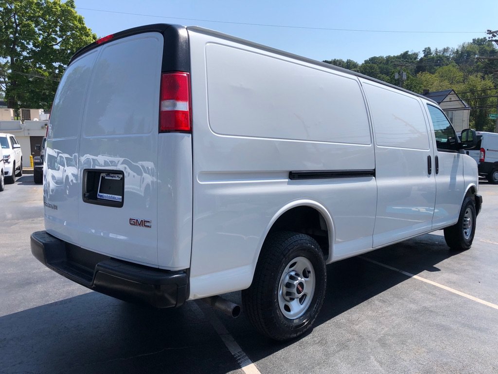 Used 2023 GMC Savana 2500 Extended w/ Driver Convenience Package RWD image 6