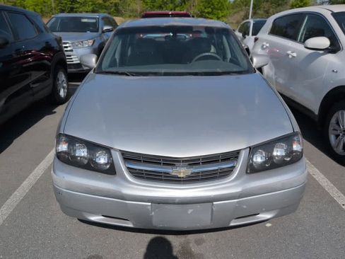 Used 2005 Chevrolet Impala w/ Preferred Equipment Group image 2
