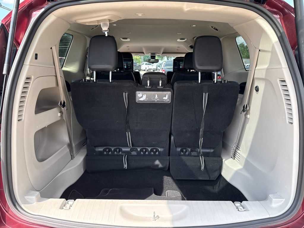 Used 2020 Chrysler Pacifica Touring-L Plus FWD image 50