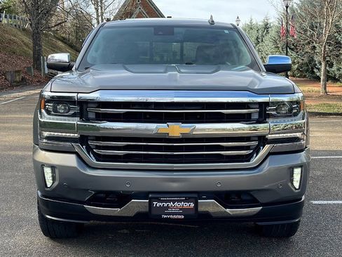 Used 2017 Chevrolet Silverado 1500 High Country image 29