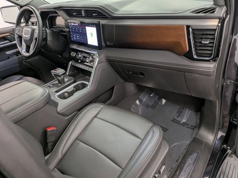 Used 2023 GMC Sierra 1500 Denali w/ Technology Package image 29
